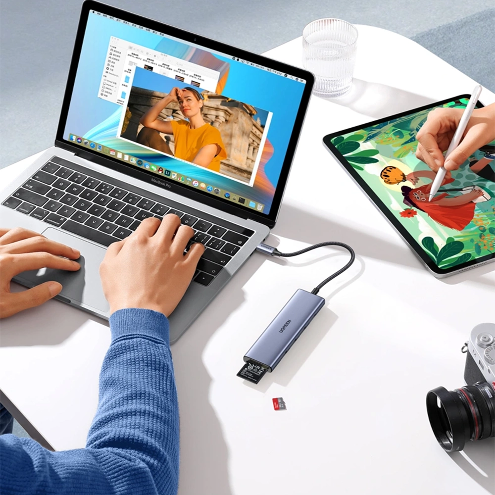 Alternative view of UGREEN 6 IN 1 Converter Hub Type-C – CM511